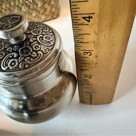 Vintage 1970’s Oneida 18/8 Stainless Steel Sugar & Creamer Set w Tray - Picture 12 of 13